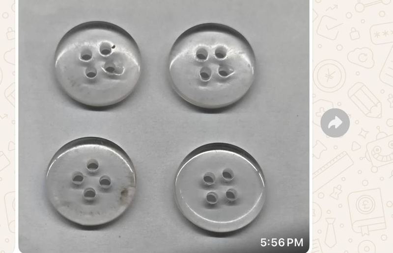Plastic Transparent Buttons Supplier Karur — Clear 4 Hole Buttons Home Furnishing Tamil Nadu Texac India